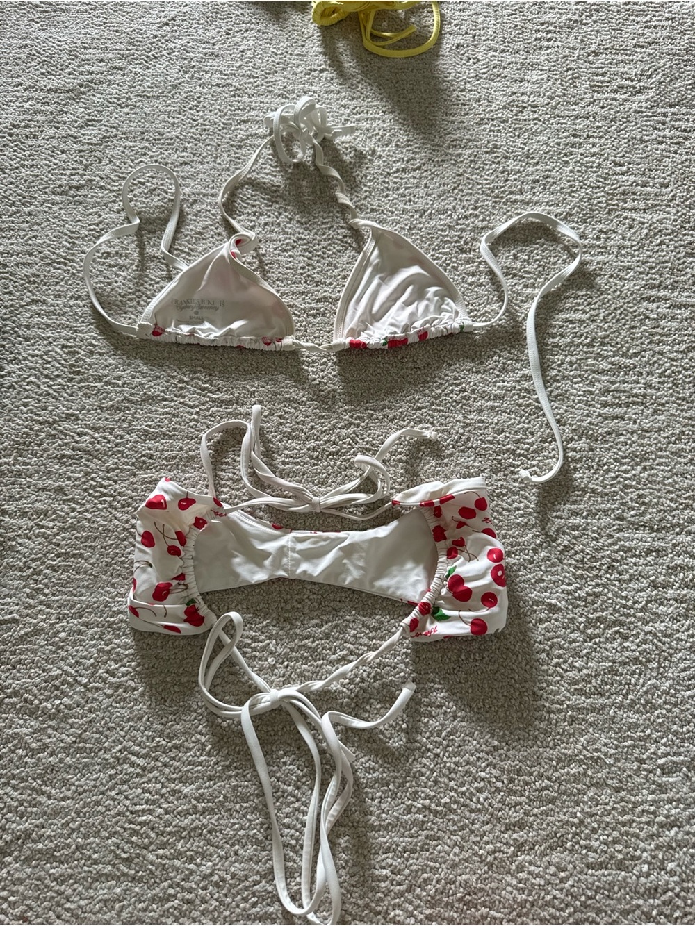Frankie’s bikinis cherry set - Picture 4 of 7